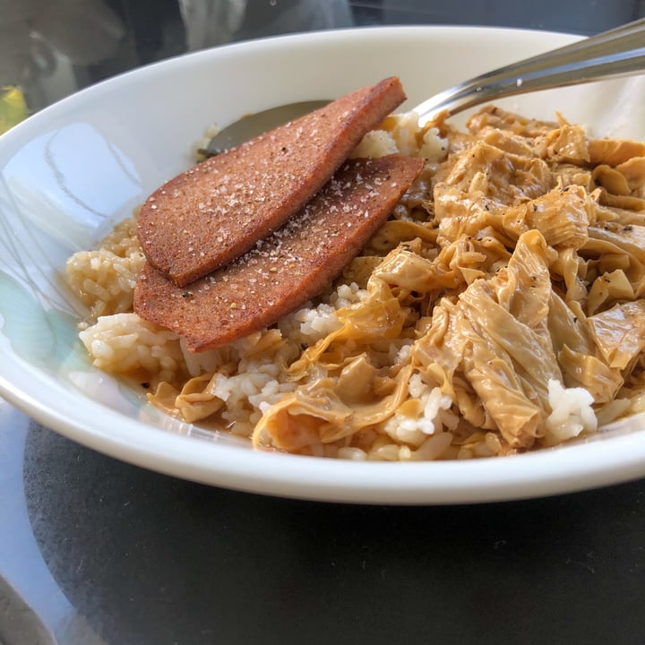 photo of Yumeat Plant Based Luncheon Meat shared by @m1tch9i on  09 Jun 2022 - review