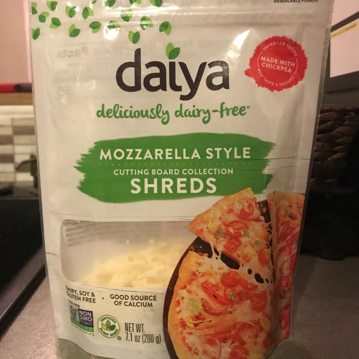 photo of Daiya Mozzarella cutting board shreds shared by @earthtostacy on  13 Feb 2021 - review