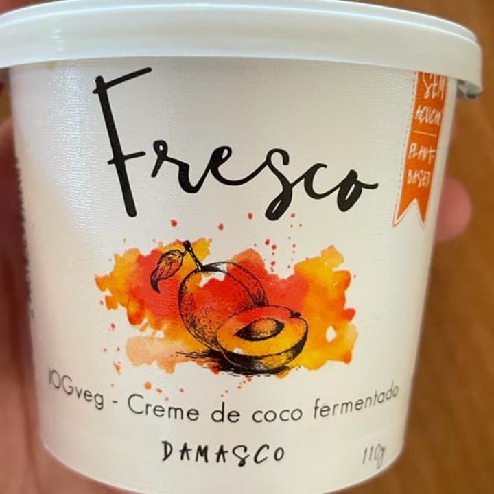 photo of Fresco IOGveg - creme de coco fermentado sabor damasco shared by @lucorrea on  20 Sep 2022 - review