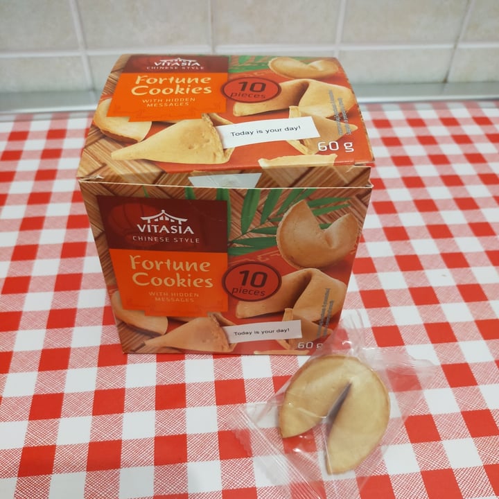 photo of VitAsia Biscotti della fortuna shared by @casamattonella on  31 Jan 2022 - review