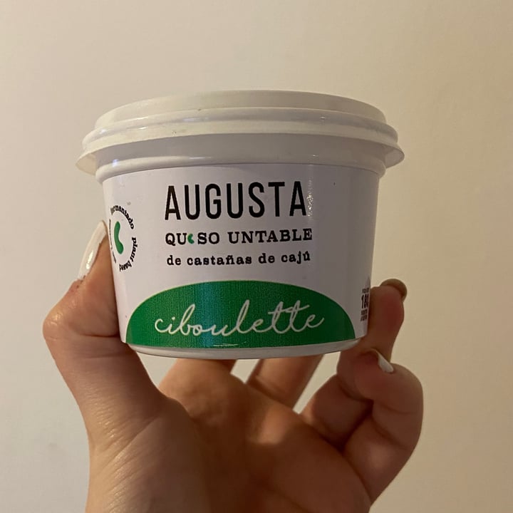 review photo of Augusta Untable ciboulette shared by @camicoorrea on 29 Mar 2022 - review