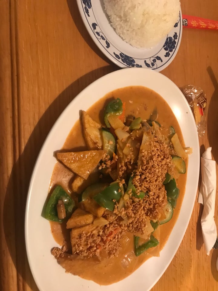 photo of Taste of Orient Thai Peanut Curry shared by @mariaulatowski on  26 Feb 2020 - review
