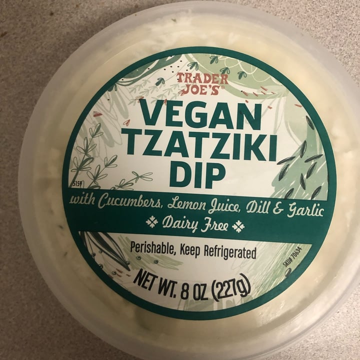 photo of Trader Joe's Vegan tzatziki dip shared by @pandapalooza7 on  18 May 2022 - review