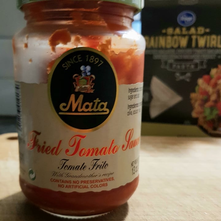 photo of Mata Fried Tomato Sauce shared by @veganfoodreviewer on  28 Dec 2021 - review