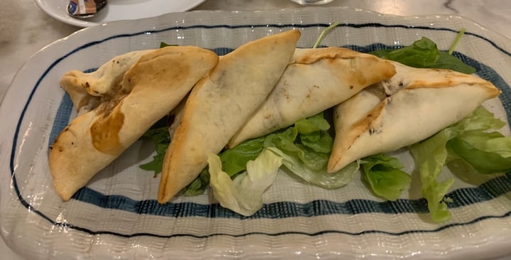 photo of Urban Bites Spinach Fatayer shared by @graysue on  12 Mar 2020 - review