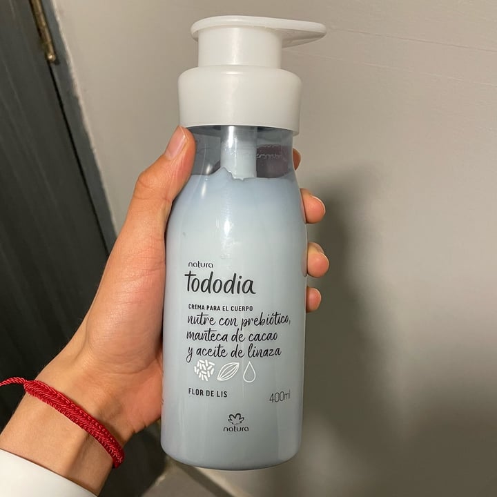 review photo of Natura Crema para el cuerpo flor de lis shared by @bmkaren on 30 Sep 2021 - review