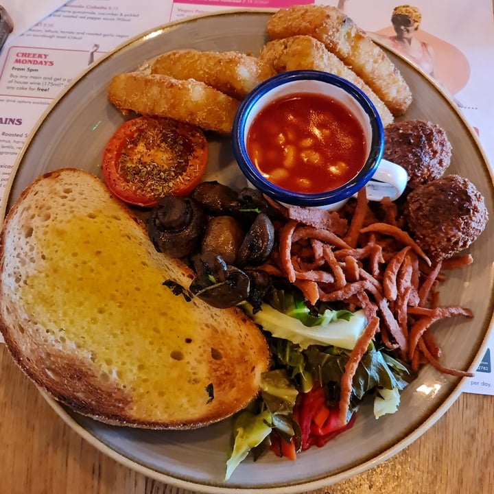 photo of Bonzo Lounge Vegan Lounge Breakfast shared by @smitht73 on  07 Nov 2022 - review