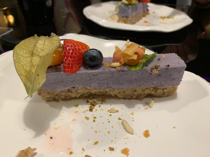 photo of Joie Coconut and blueberry false cake shared by @mirtekneepkens on  01 Jun 2020 - review