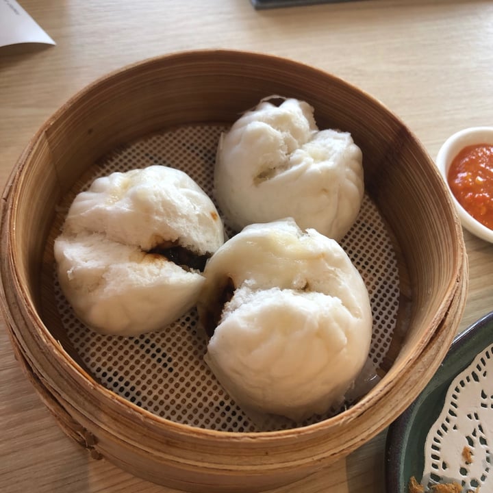 review photo of Lotus Vegetarian Restaurant Veggie bbq soya-meat bun shared by @miriamy on 02 Feb 2021 - review