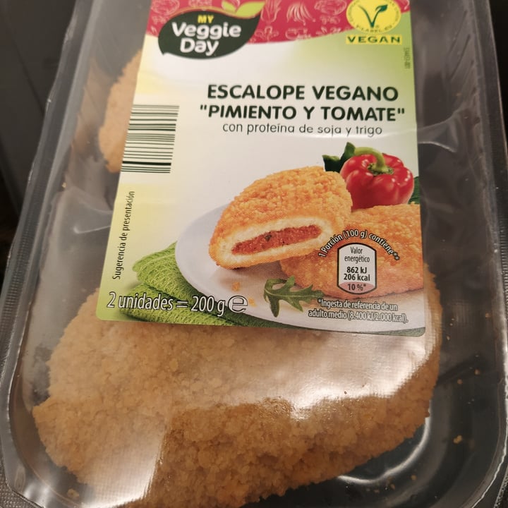 photo of My veggie day Escalope pimiento y tomate shared by @marinasnchez on  25 Oct 2021 - review