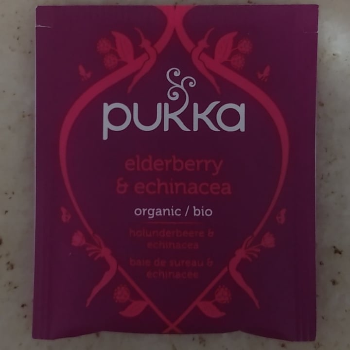 review photo of Pukka Herbs Elderberry & Echinacea shared by @anameneses on 12 May 2022 - review