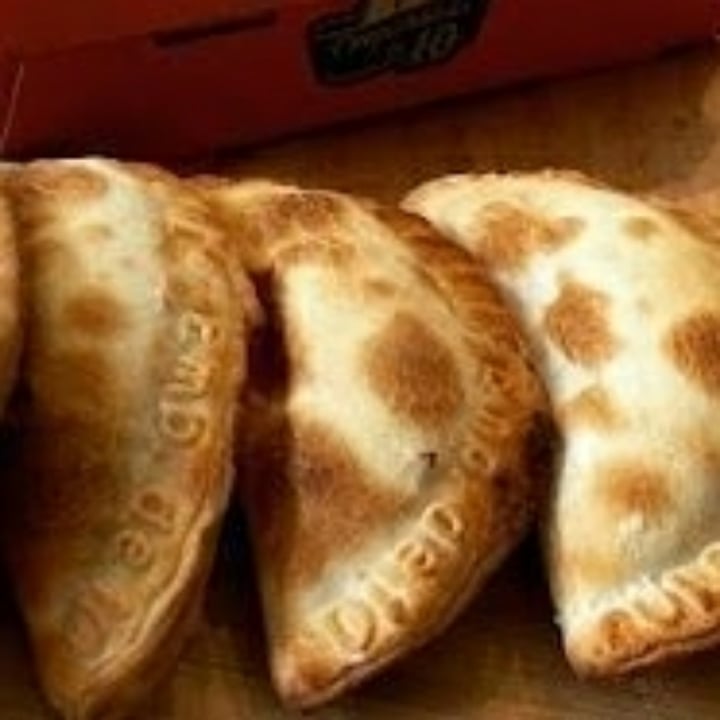 photo of Empanadas de 10 Empanada de carne vegana shared by @inamandarina on  26 Nov 2021 - review