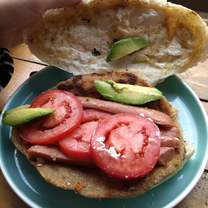 photo of Vegattos Torta combinada shared by @giginh on  27 Jul 2022 - review