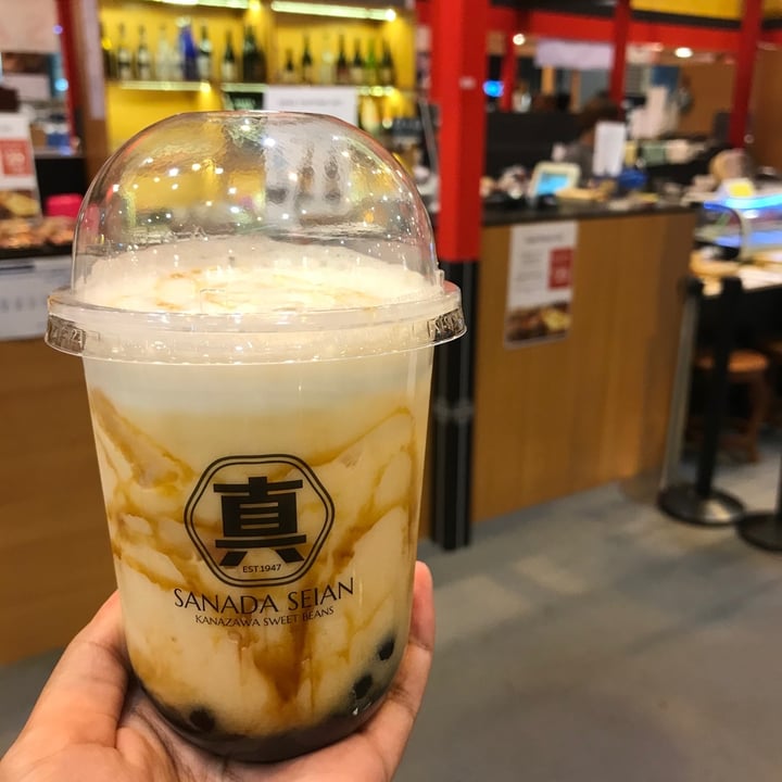 review photo of Takashimaya Singapore Brown Sugar Boba Japanese Rice Milk shared by @earthtonurra on 10 Oct 2019 - review