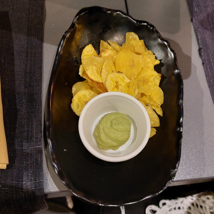 photo of Domò Sushi Chips di platano shared by @nemeton on  25 Aug 2022 - review