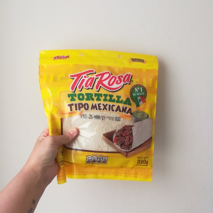 photo of Tia Rosa Tortilla tipo mexicana shared by @juliastepanenko on  03 Feb 2021 - review