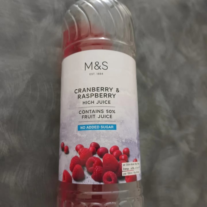 photo of Marks & Spencer Food (M&S) cramberry and raspberry high juice shared by @clauliverpool on  04 Jun 2022 - review