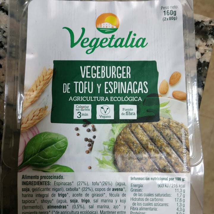 photo of Vegetalia vegeburger de tofu y espinacas shared by @letiarg on  05 Jun 2020 - review
