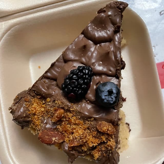 Photo of the dish “Pastel con Mousse de chocolate”