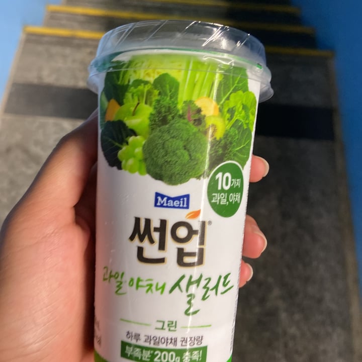 photo of Maeil salad juice shared by @inezangg on  20 Jan 2022 - review