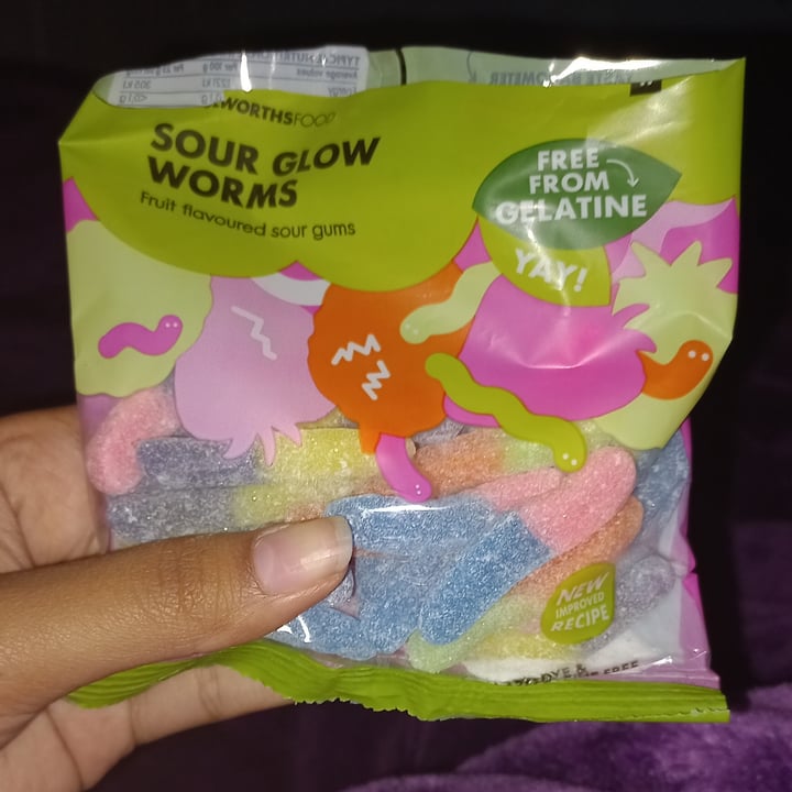 photo of Woolworths Food Sour glow worms shared by @yakira02 on  14 May 2022 - review