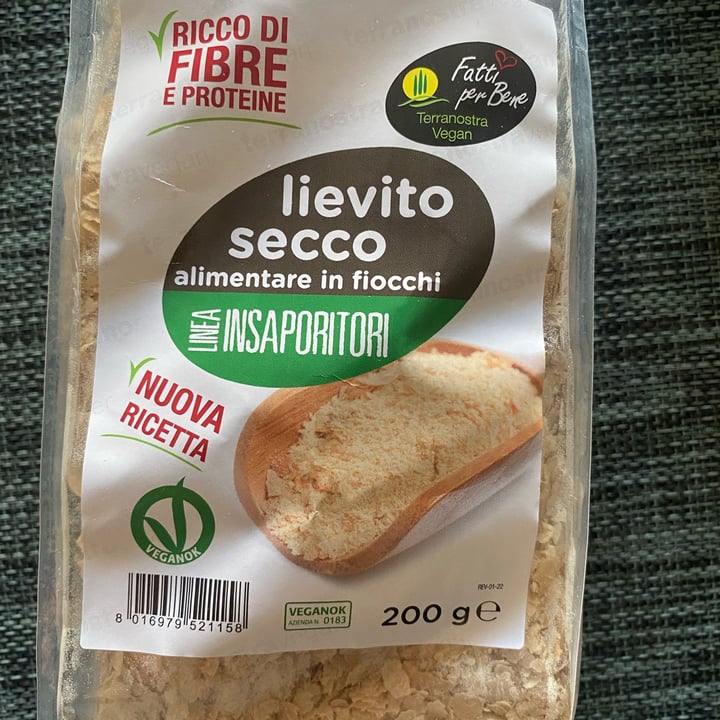 photo of Fatti per bene terranostra vegan Lievito alimentare shared by @veganfamilyinviaggio on  29 Oct 2022 - review