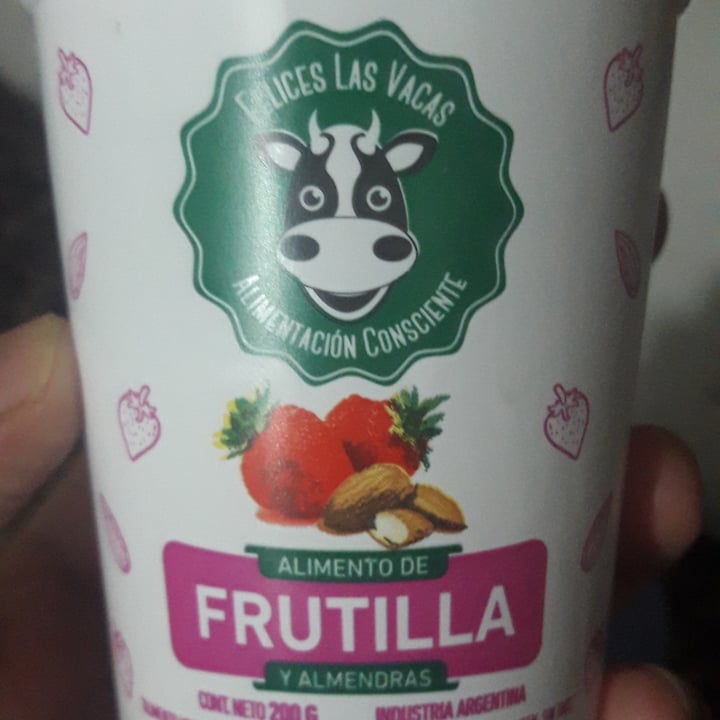 photo of Felices Las Vacas Yogurt sabor Frutilla shared by @ljrtagnovie97 on  12 Jun 2020 - review