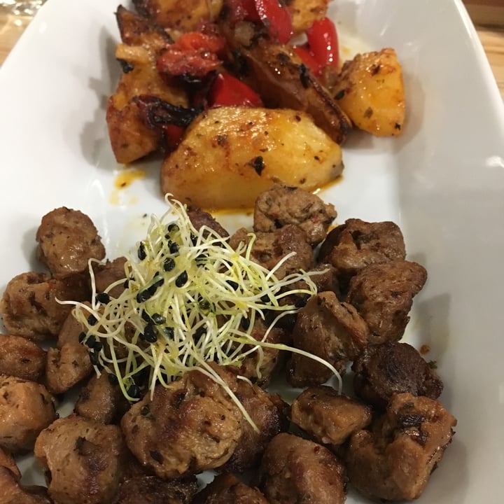 photo of A Factoria Verde Tienda Vegana Raxo con patatas shared by @nuriag on  22 Apr 2020 - review