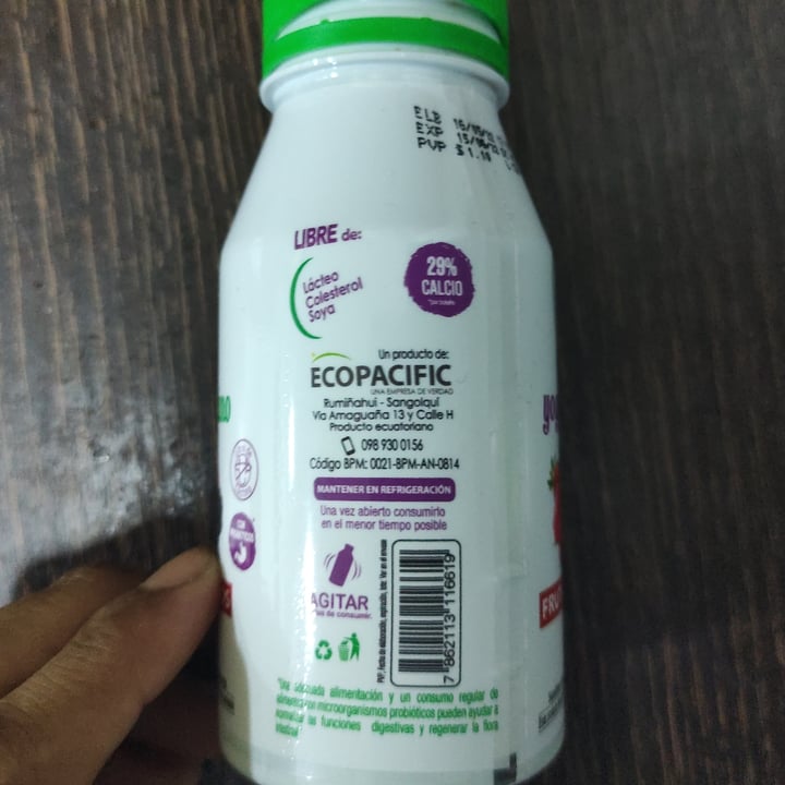 photo of Ecolove Yoguvegano de Frutos Rojos shared by @carope02 on  19 Jun 2022 - review