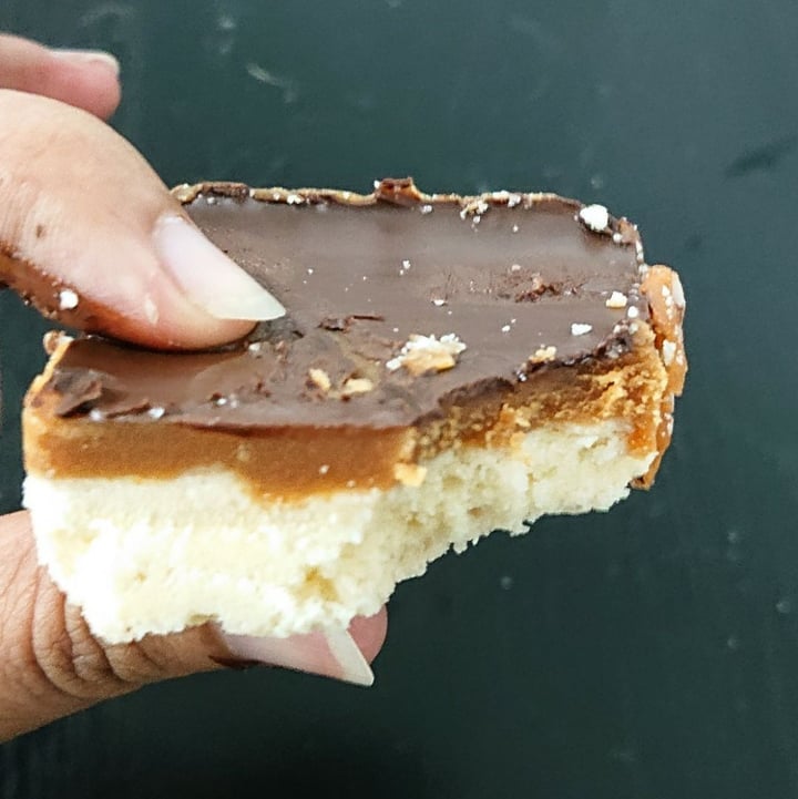 photo of Lazy Day Foods Millionaire's Shortbread shared by @sibehou on  11 May 2019 - review
