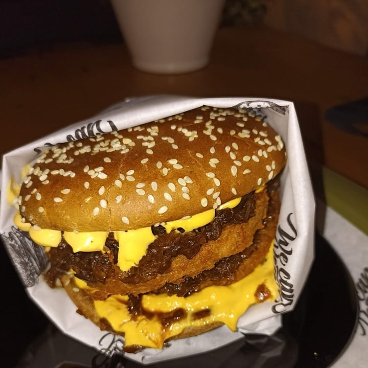 photo of We Can Veg It Double chicken cheddar shared by @pssthler on  10 Jun 2022 - review
