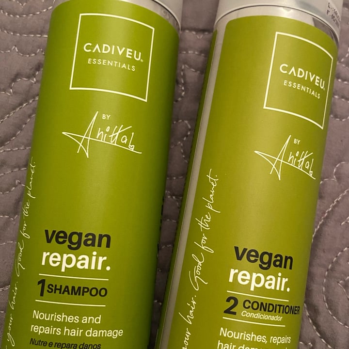 review photo of Cadiveu Essentials Vegan Repair Conditioner By Anitta shared by @kikadr1717 on 26 Apr 2022 - review