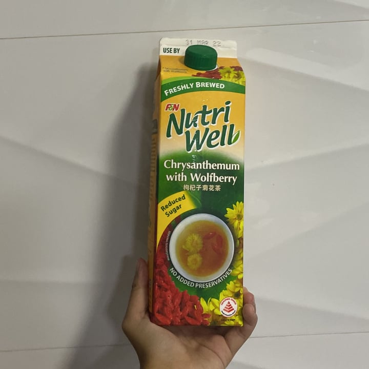 photo of F&N NUTRIWELL Chrysanthemum With Wolfberry Tea shared by @ilya444 on  20 Mar 2022 - review