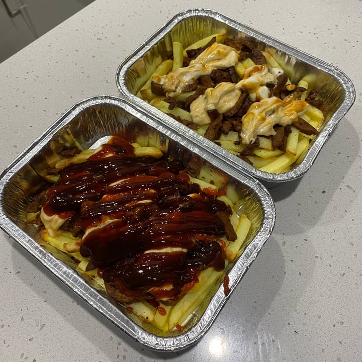 review photo of Viana vegan gyros shared by @plantbasedlover on 12 Dec 2022 - review