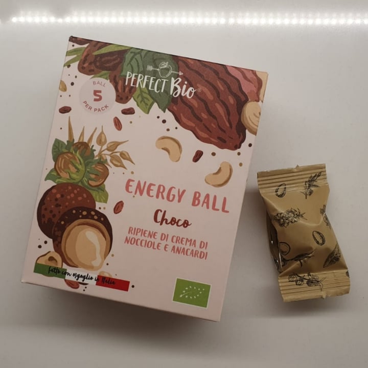 photo of Ambrosiae Energy ball choco shared by @erigat on  20 Aug 2022 - review