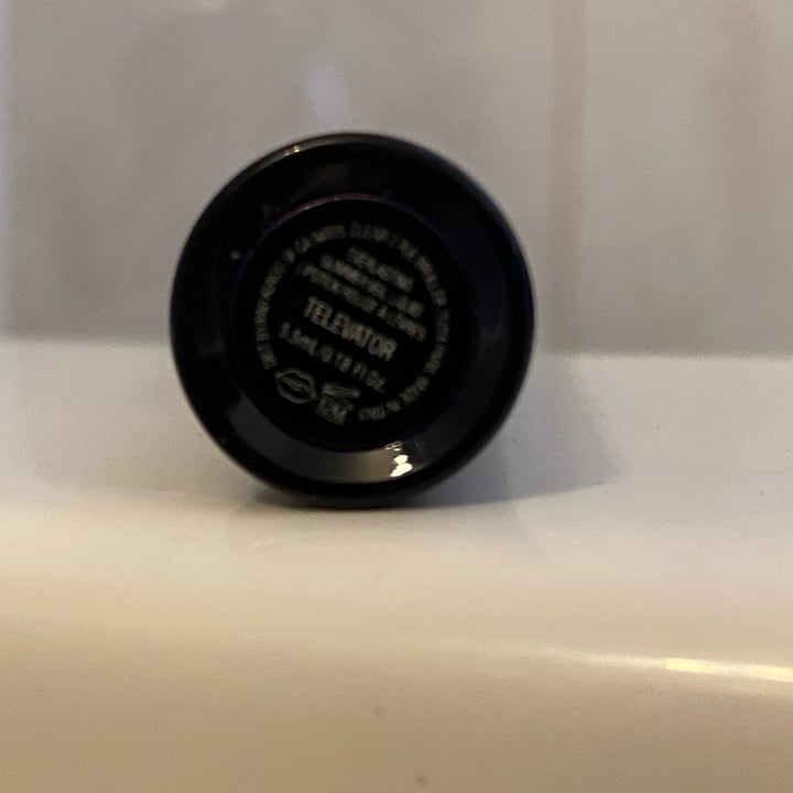 photo of KVD Beauty Everlasting Glimmer Veil - Televator shared by @debeb on  19 Jun 2022 - review