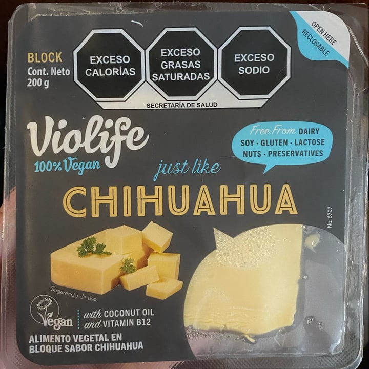 photo of Violife Queso chihuahua shared by @mafrm on  13 Sep 2022 - review