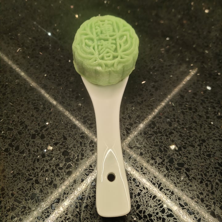photo of Dongshan Eastern Highland Healthy Cake House Pandan Snow Skin Mooncake shared by @amazinganne on  04 Oct 2020 - review