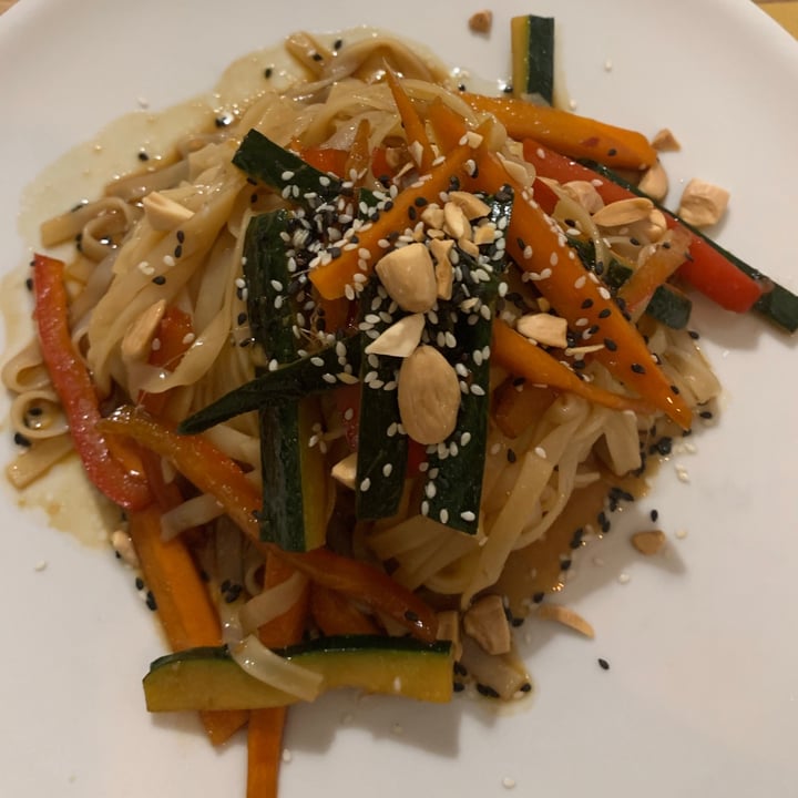 review photo of Vitto Pitagorico Spaghetti Thai shared by @angelicarossi on 15 Apr 2021 - review