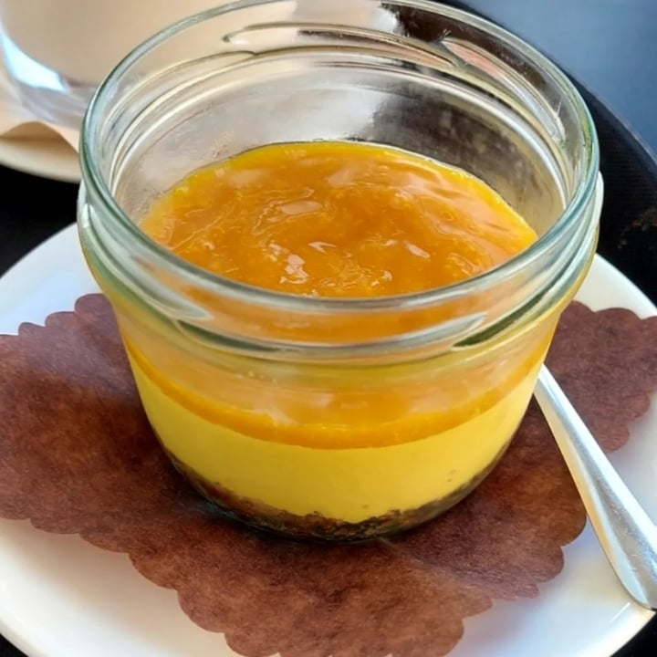 photo of Cortese Café 900 Cheesecake al mango shared by @tatytattoo on  20 Jun 2022 - review