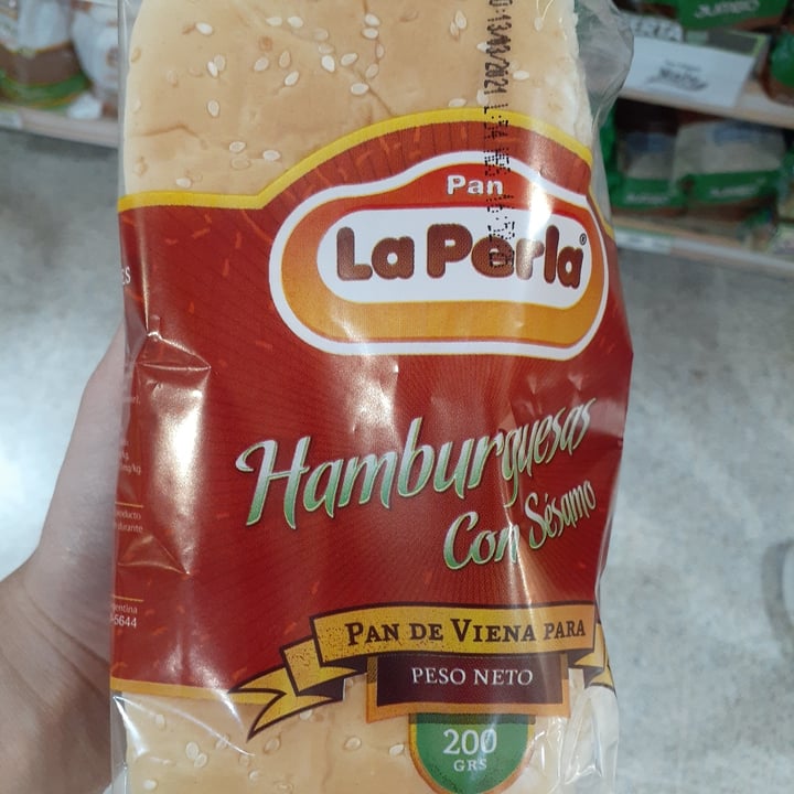 photo of La Perla Pan para Hamburguesas con Sesamo shared by @morenagonzalez04 on  06 Jul 2021 - review