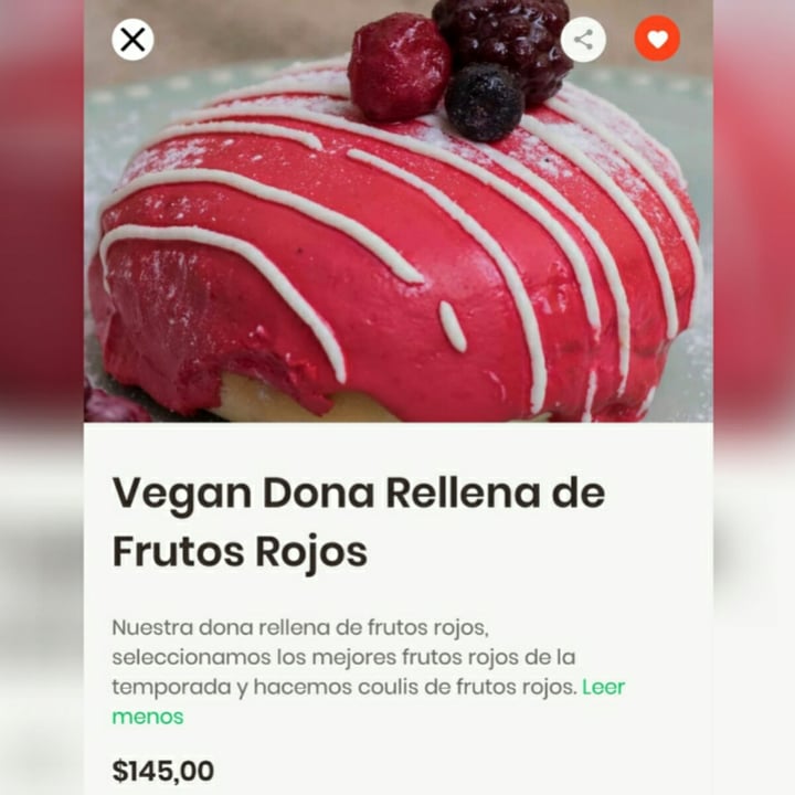 photo of Pícaro Vegan Dona Rellena de Frutos Rojos shared by @lihuenaillen on  17 Mar 2021 - review
