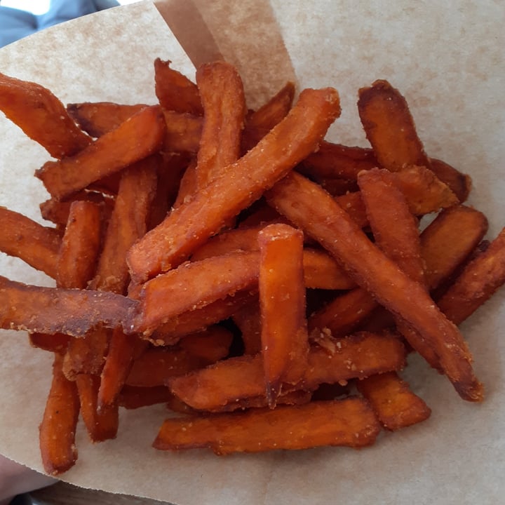 photo of Veggiezz Sweet Potato Fries shared by @arip30 on  13 Sep 2022 - review