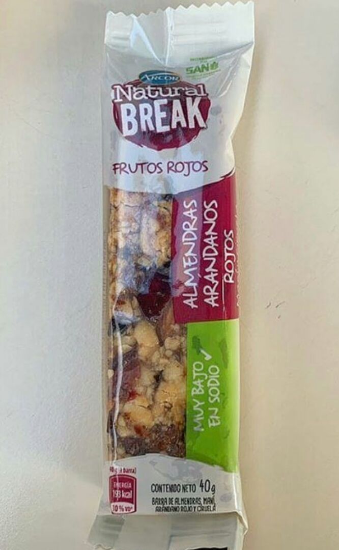 photo of Arcor Natural Break Frutos Rojos shared by @carolina86 on  04 Dec 2019 - review