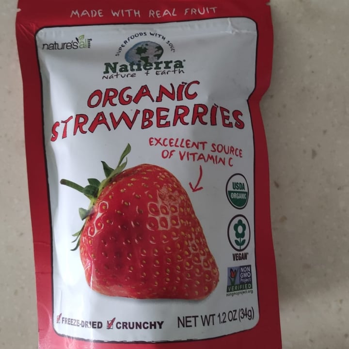 review photo of Natierra Organic Freeze Dried Strawberries shared by @sarahhuang on 06 Feb 2022 - review