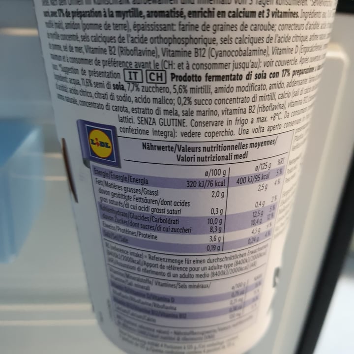 review photo of Vemondo Yogur de soja y arándanos shared by @bennius on 15 May 2022 - review