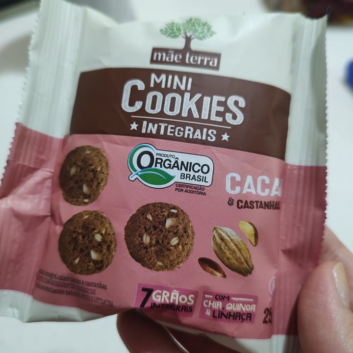 photo of Mãe Terra Mini Cookies Integrais Cacau e Castanha shared by @michelelebre on  30 Apr 2022 - review