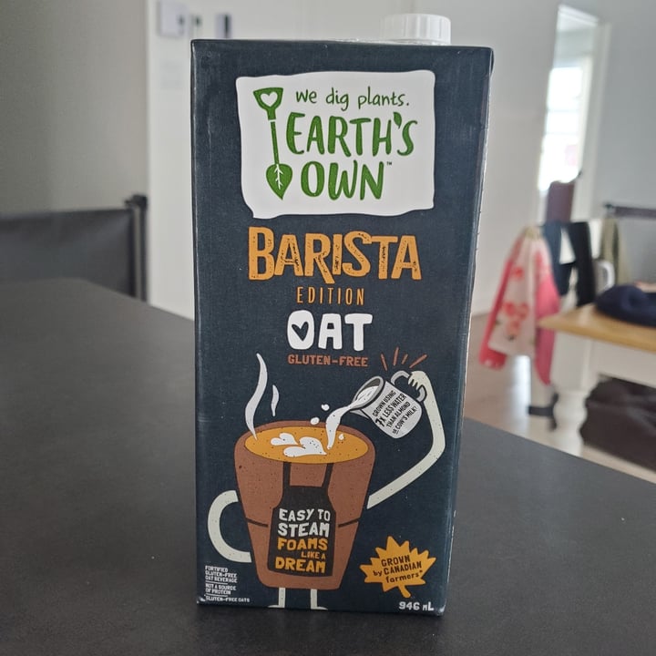 photo of Earth's Own Barista Edition Oat Milk shared by @paamela on  06 Mar 2022 - review