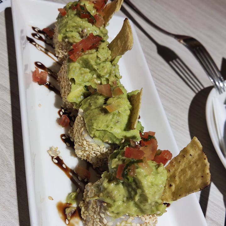 photo of iVegan Avocado Sushi shared by @phgoh on  16 Mar 2022 - review
