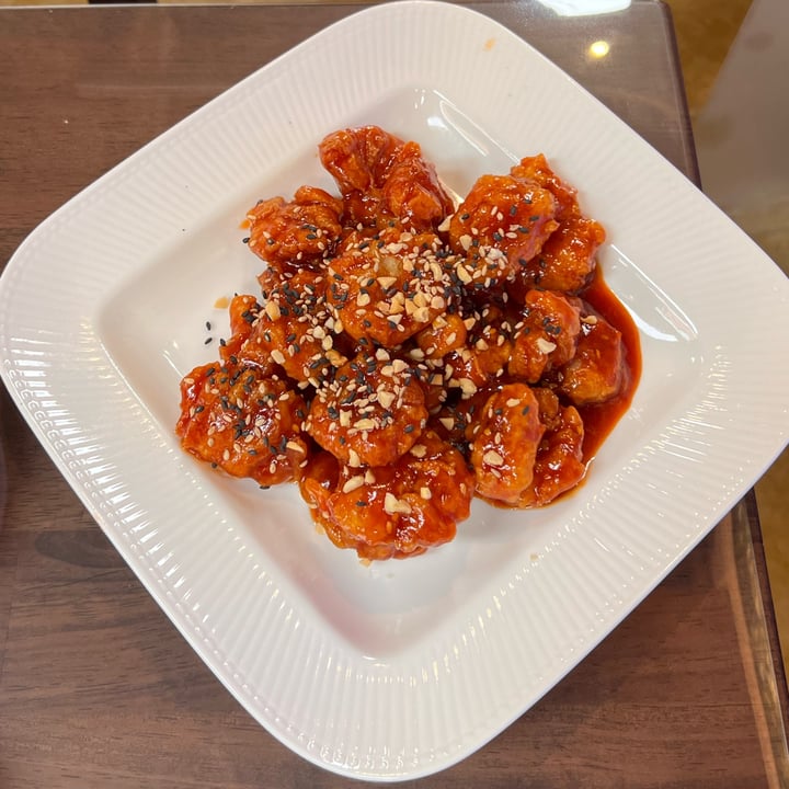 photo of Ose Gye Hyang Sweet And Spicy Fried Chicken shared by @skootykoots on  09 Dec 2022 - review